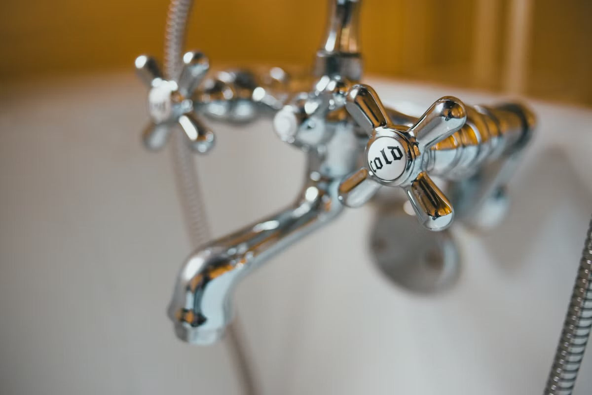 Remove Limescale from Taps